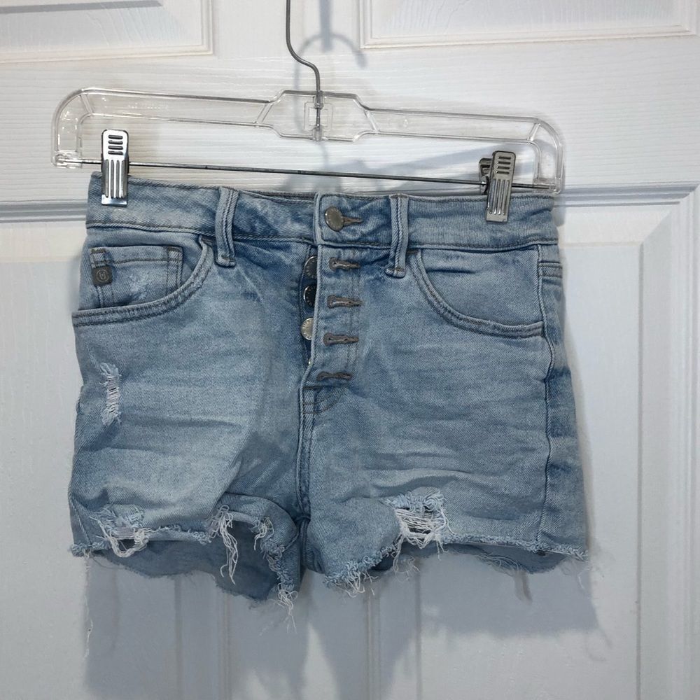 JUST USAÂ frayedâedge denim jean shorts sizeâxs - Picture 3 of 8